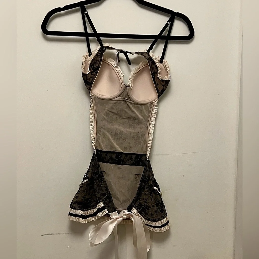 Victoria's Secret French Maid Lingerie Apron in pastel pink and black Valentine - Picture 5 of 6